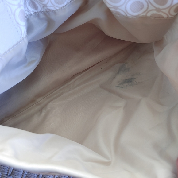 GUC Carters Diaper Bag Gender Neutral Beige White - Picture 8 of 12